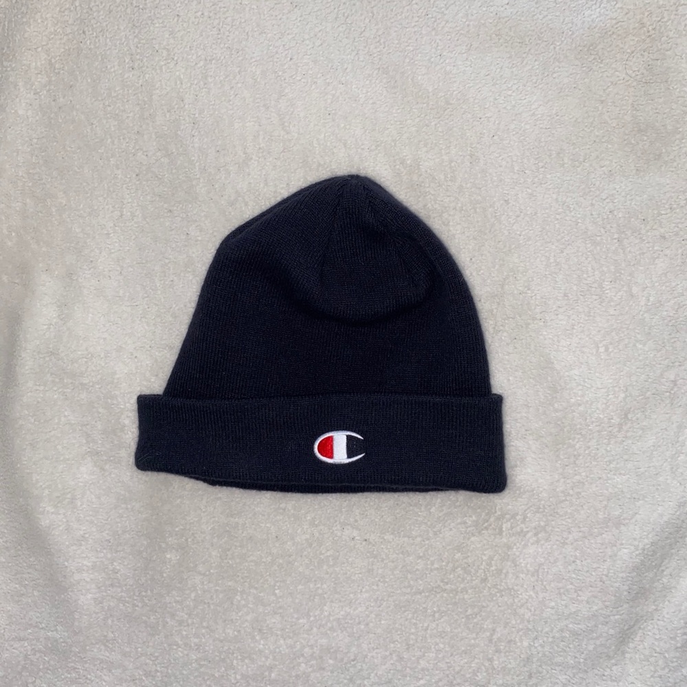champion beanie ✨